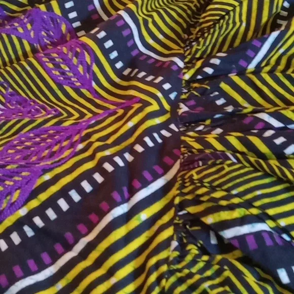 Amazing caftan style dress in cotton print yellow purple black One Size NWOT - Picture 11 of 11